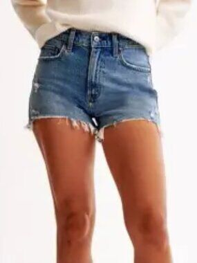 Abercrombie & Fitch High Rise 4" Mom Distressed Short Size 28/6 Curve Love